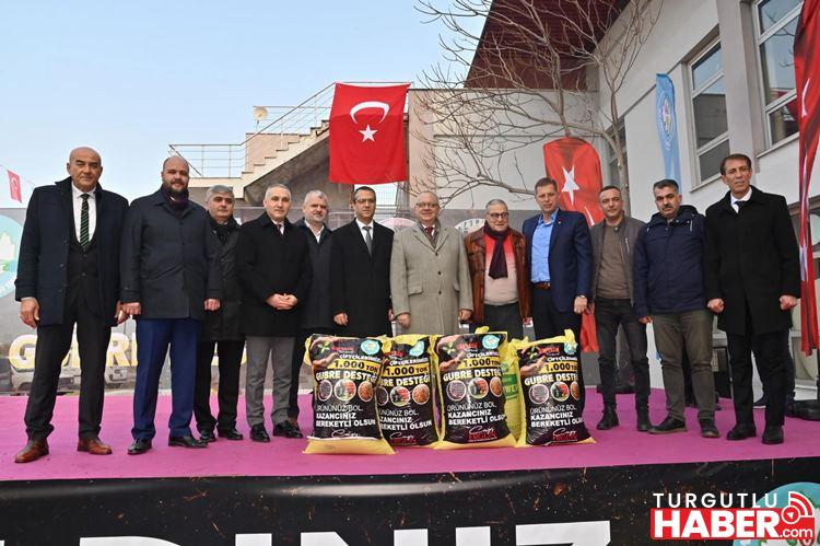 Büyükşehir’den Üreticiye 1000 Ton Gübre Desteği