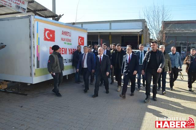 Manisa Valisi Karadeniz, Ahmetli’de Depremzedeler İçin Devam Eden Yardım Çalışmalarını İnceledi