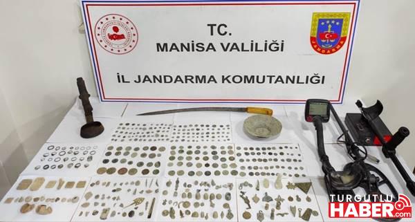 Manisa'da çok sayıda tarihi eser ele geçirildi