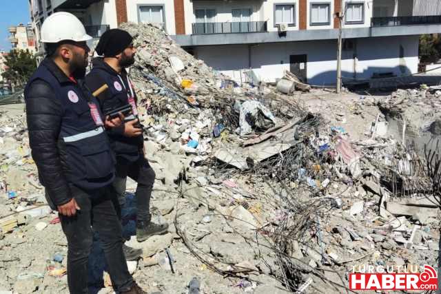 Turgutlu Belediyesi Teknik Ekibi Deprem Bölgesinde