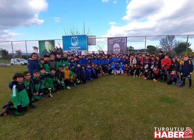 YILMAZ KORAP FUTBOL TURNUVASI'NDA KUPALAR SAHİPLERİNİ BULDU