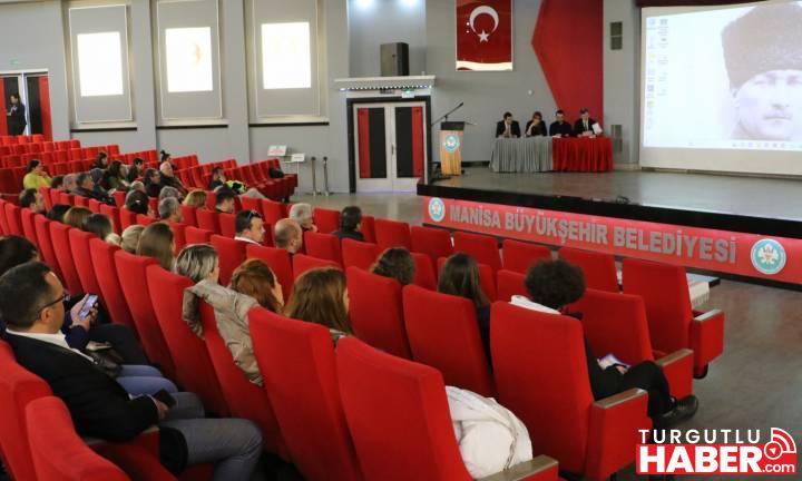 Manisa Büyükşehir Belediyesi deprem bilgilendirme paneline katıldı