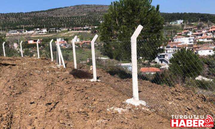 Çınarlıkuyu Mezarlığı’nda Himaye Çit Çalışması
