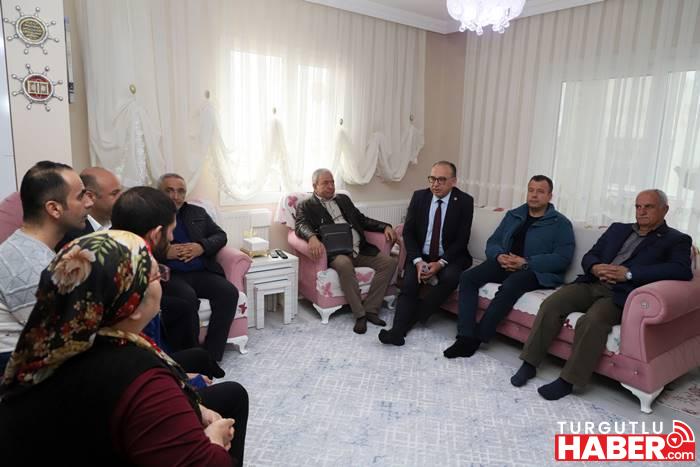 Turgutlu’ya Gelen Depremzede Ailelere Moral Ziyareti