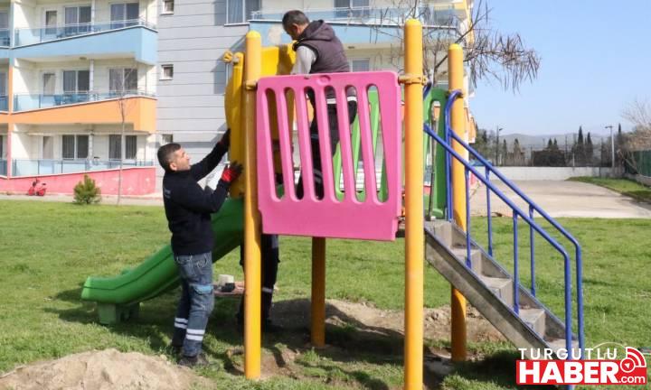 YUNUSEMRE’DEN DEPREMZEDE ÇOCUKLARA PARK