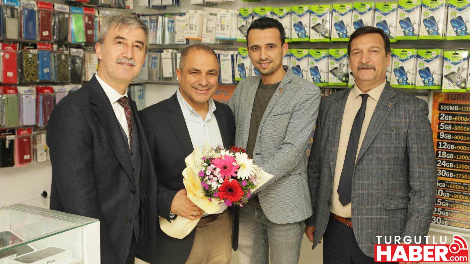 Manisa Ali Uçak'ı bağrına bastı