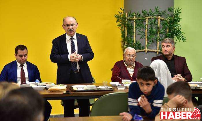 Manisa Valisi Yaşar Karadeniz Sarıgöl ve Kula İlçelerini Ziyaret Etti