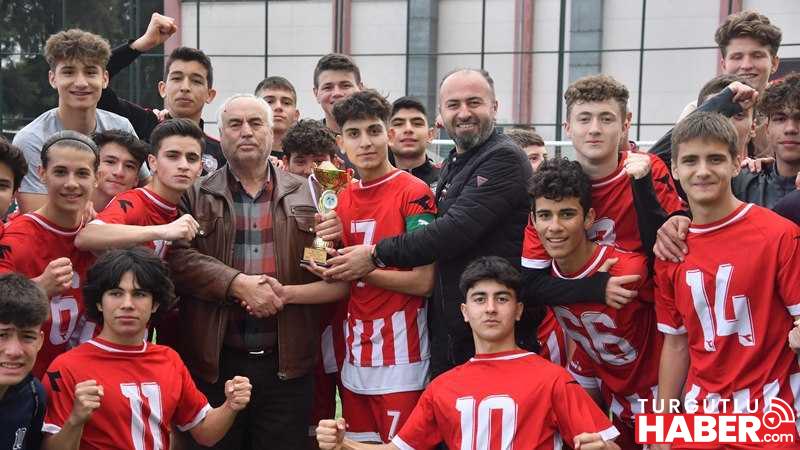 MANİSA’NIN ‘YILDIZ’I PARLIYOR