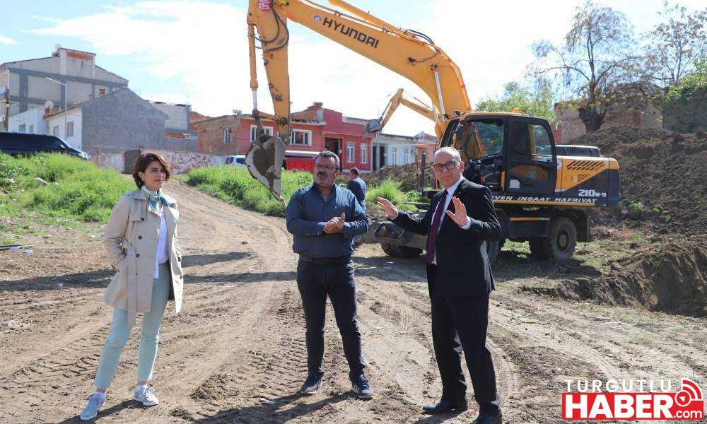 Turgutlu Belediyesi, Cuma Pazarı Proje Alanında İnşaat Çalışmalarına Başladı