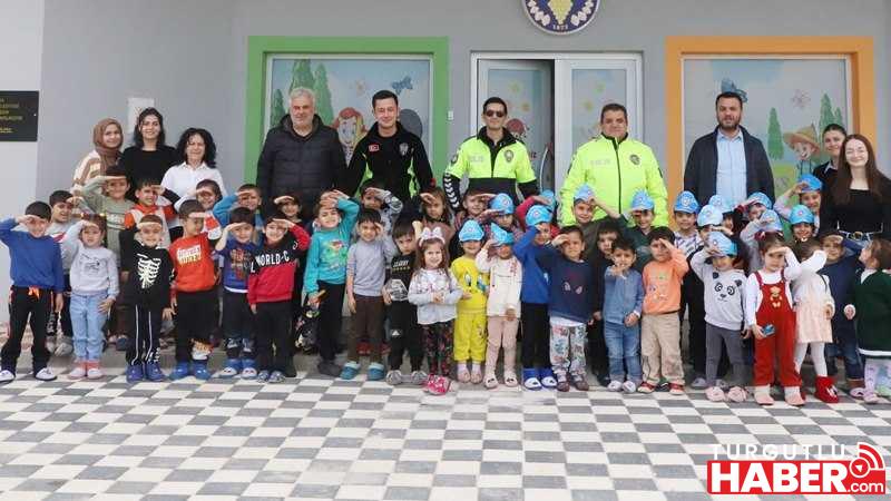 Turgutlu Polisi'nden Minik Öğrencilere Özel Ziyaret