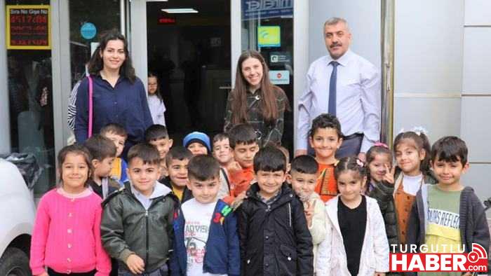 Turgutlu’da Minik Öğrencilerden Velilere Sürpriz Mektup