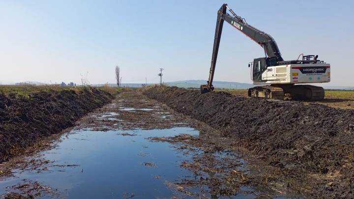 Beyoba’da 3 Kilometrelik Dere Temizlik Çalışması Tamamlandı