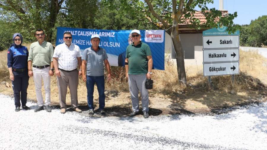 Büyükşehir Kırkağaç’ta yol konforunu arttırdı