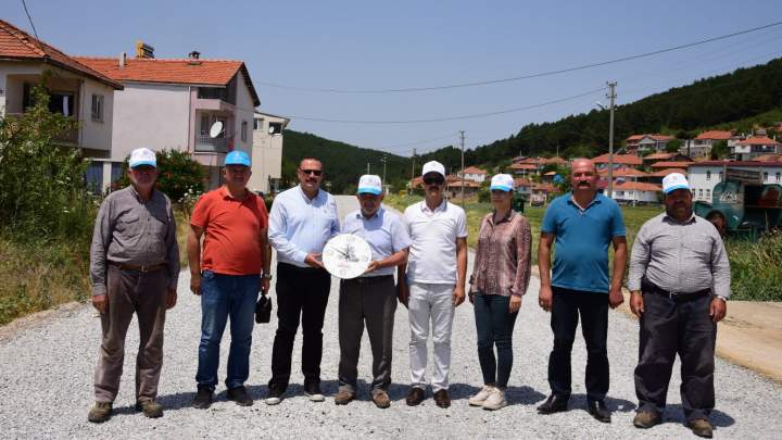 Marka Başkanın Yol Çalışmaları Muhtarları Sevindirdi