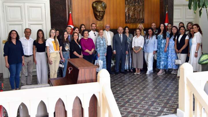 Sırbistanlı Kursiyerlerden Vali Karadeniz’e Ziyaret