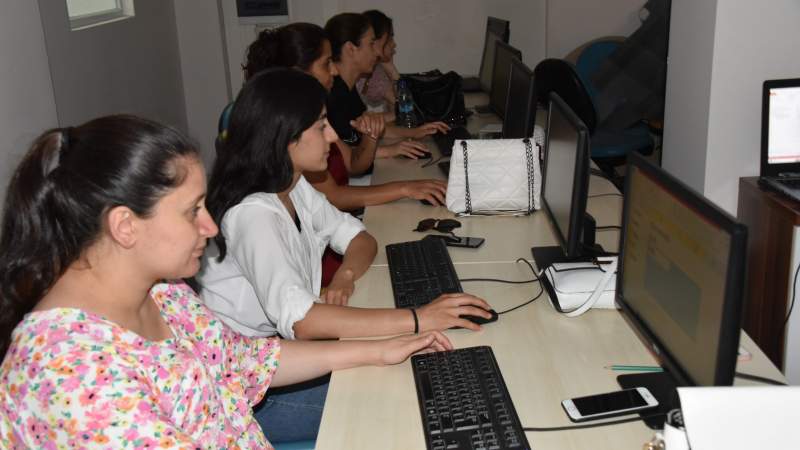 YENİMAHALLE’DE BİLGİSAYAR KURSUNA YOĞUN İLGİ