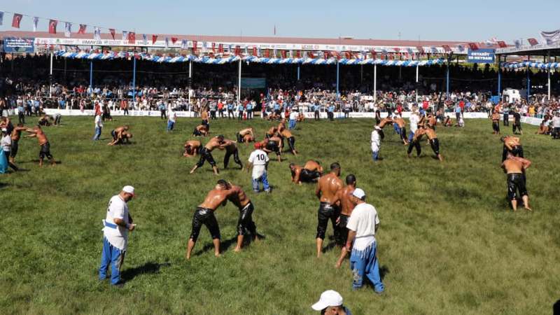 ER MEYDANININ YİĞİTLERİ 8. KEZ YUNUSEMRE’DE BULUŞUYOR