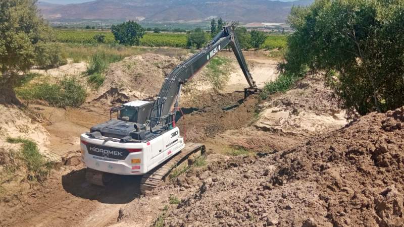 Sobran Mahallesinde Dere Temizliği Yapıldı