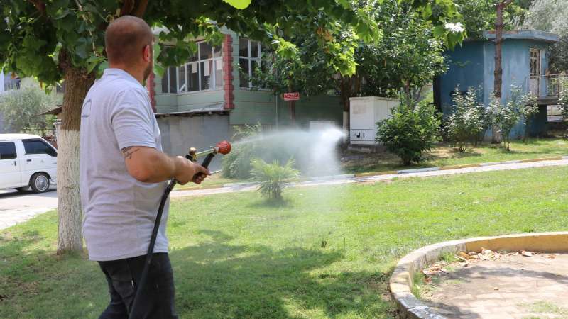 Somalı Muhtarlar İlaçlama Çalışmalarından Memnun