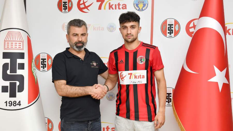 TURGUTLUSPOR UĞUR KURT’LA SÖZLEŞME İMZALADI
