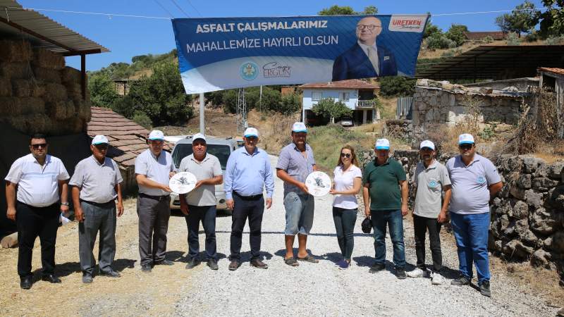 Yol Çalışması Muhtarların Yüzünü Güldürdü