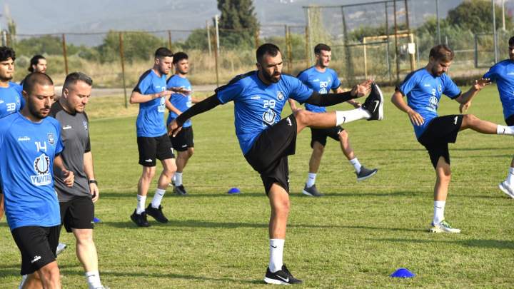 YUNUSEMRE BELEDİYESPOR SEZONU AÇTI