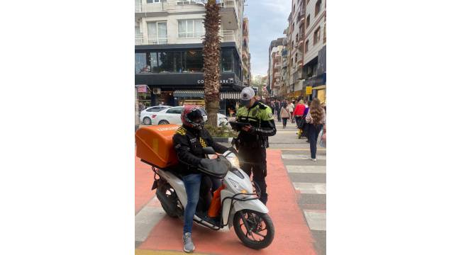 MANİSA'DA MOTOSİKLET DENETİMLERİ DEVAM EDİYOR