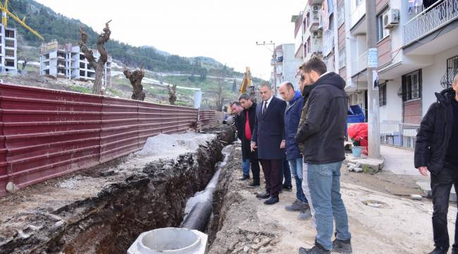 Genel Müdür Aslay'dan Ulutepe Caddesinin Yağmur Suyu Hattında İnceleme