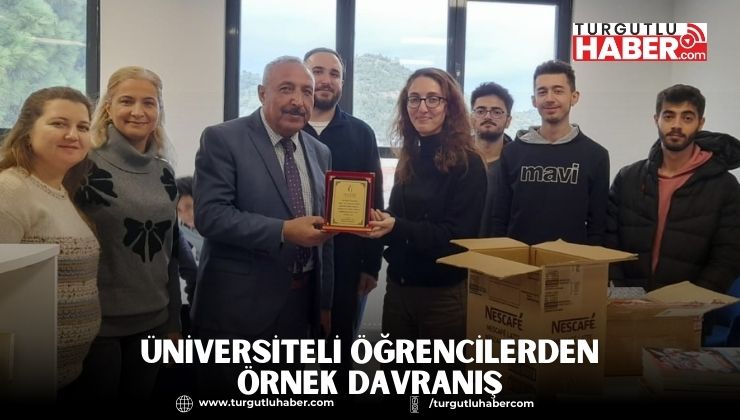 Üniversiteli Öğrencilerden Örnek Davranış