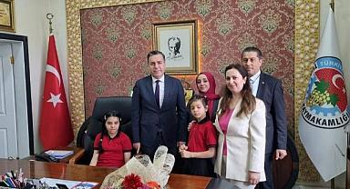 Kaymakam Selami Kapankaya Koltuğunu Devretti