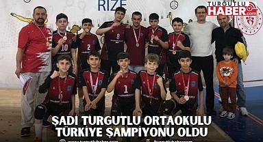 Şadi Turgutlu Ortaokulu Voleybolda Türkiye Şampiyonu 
