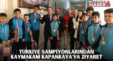 Türkiye Şampiyonlarından Kaymakam Kapankaya'ya Ziyaret