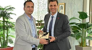 Bornova Belediye Başkanı Eşki’den Hayırlı Olsun Ziyareti