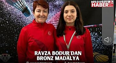Ravza Bodur’dan bronz Madalya