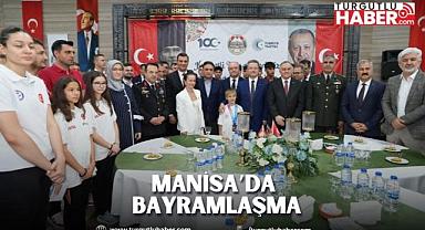 Manisa’da bayramlaşma