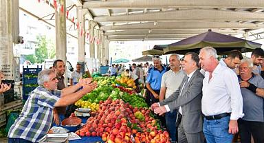 BAŞKAN BALABAN MURADİYE PAZARYERİ'NDE ESNAF ZİYARETİ YAPTI