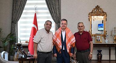 Manisa Yörük Türkmen Derneği’nden Vali Ünlü’ye Ziyaret