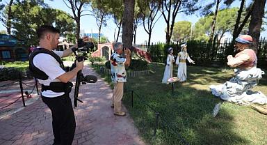 TRT 2’NİN EVLİYA ÇELEBİ’Sİ ROTAYI ŞEHZADELER PARK’A ÇEVİRDİ