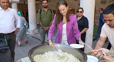 BAŞKAN DURBAY ÖĞRENCİLERLE BULUŞTU