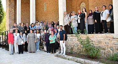 Selendili Kadınlar Manisa’nın Tarihine Yolculuk Etti