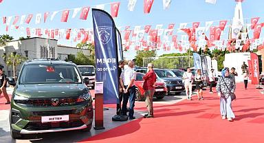 1. Manisa Otoshow Otomobil Fuarı Açıldı