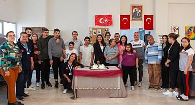 ENGELSİZ YAŞAM MERKEZİ’NDE DOĞUM GÜNÜ KUTLAMASI