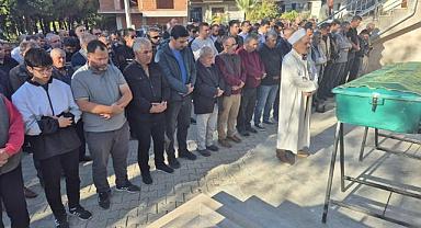 Hayatını Kaybeden Öğretmen Fatih Karakurt toprağa verildi