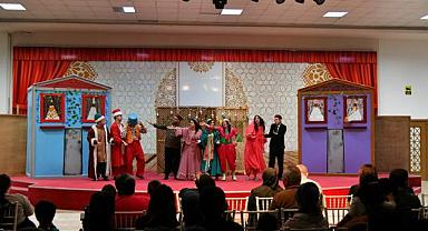 İKİ GÖZÜMÜN İSTANBUL’U MURADİYELİLERİ MEST ETTİ