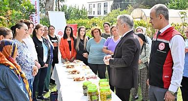 İl Müdürü Şahin Çiftçi Kadınlarla Bir Araya Geldi