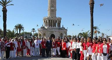İzmir'de Akıl ve Zeka Oyunları Turnuvası Düzenlendi