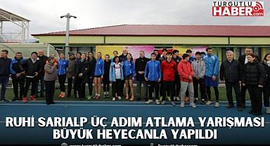 RUHİ SARIALP ÜÇ ADIM ATLAMA YARIŞMASI BÜYÜK HEYECANLA YAPILDI