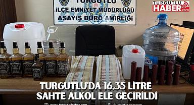 Turgutlu'da 16,35 Litre Sahte Alkol Ele Geçirildi