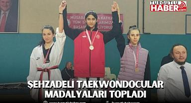 ŞEHZADELER BELEDİYESİ'NİN TAEKWONDOCULARI MADALYALARI TOPLADI