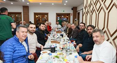 BAŞKAN BALABAN BASIN MENSUPLARINI İFTARDA AĞIRLADI